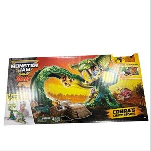 Monster Jam Mini Jams Cobra Adventure Set NEW Track W/ Trucks Thunderroarus
